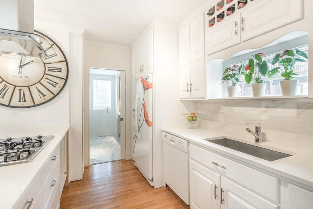 2 bed, 2 bath apartment for rent at 34 Everett Ave Unit 1, East Somerville — photo 4 of 20