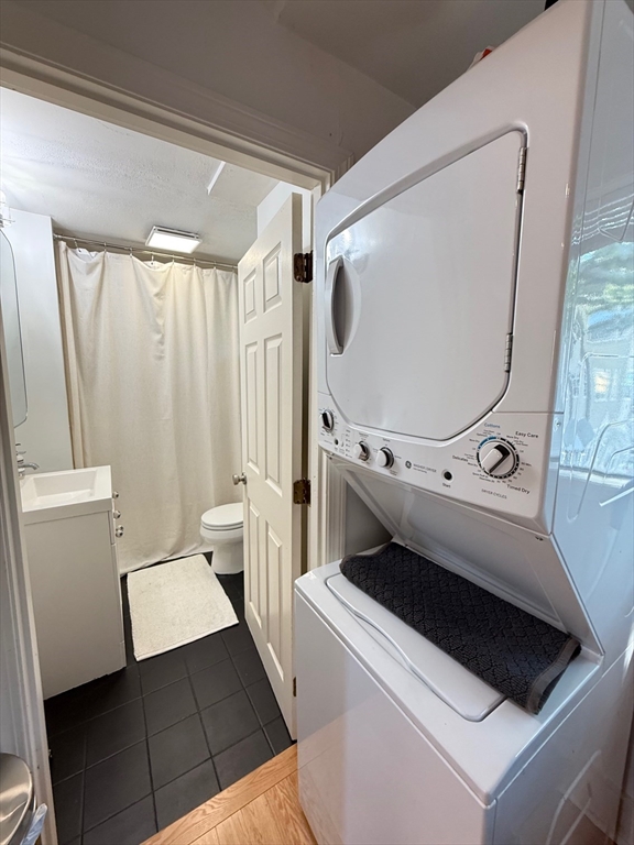 2 bed, 1 bath apartment for rent at 34 Everett Ave Unit 2, East Somerville — photo 9 of 12