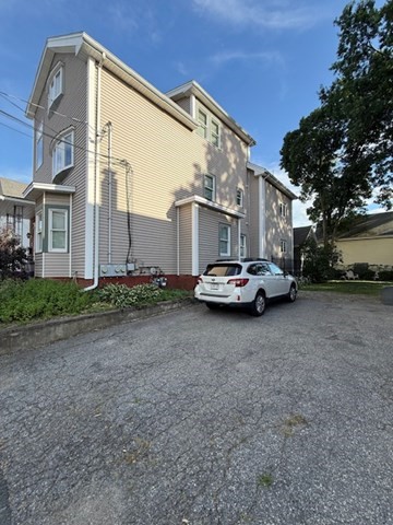2 bed, 1 bath apartment for rent at 34 Everett Ave Unit 2, East Somerville — photo 11 of 12