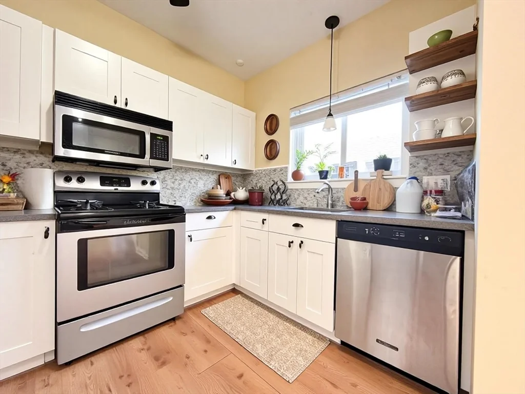 2 bed, 1 bath apartment for rent at 34 Fairfield Park Unit 34, Mansfield — photo 6 of 18