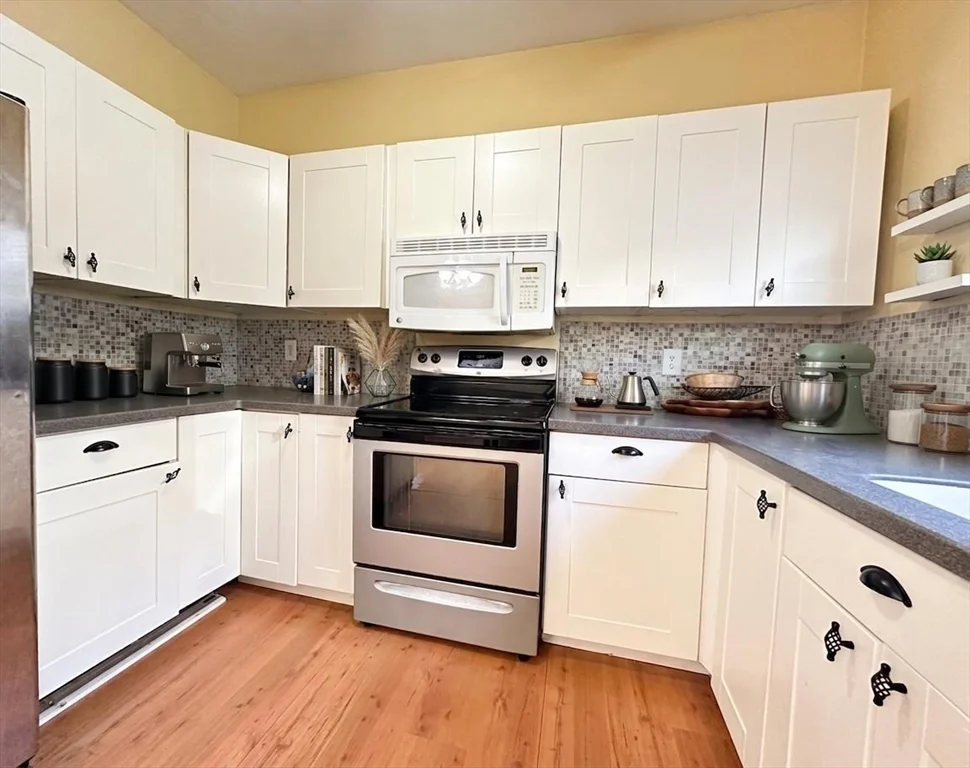 2 bed, 1 bath apartment for rent at 34 Fairfield Park Unit 34, Mansfield — photo 7 of 18