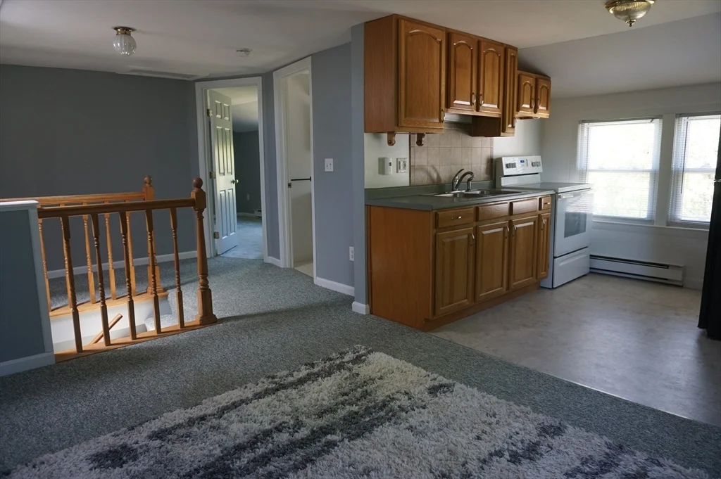1 bed, 1 bath apartment for rent at 34 Fairview Ave Unit B, Groton — photo 8 of 18
