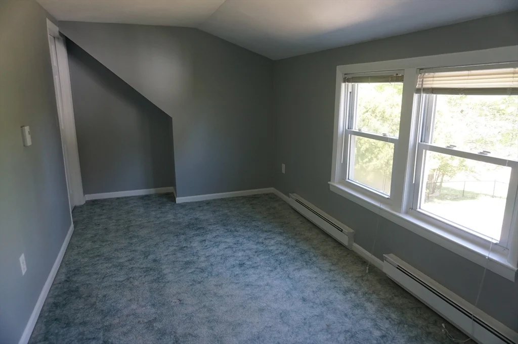 1 bed, 1 bath apartment for rent at 34 Fairview Ave Unit B, Groton — photo 15 of 18