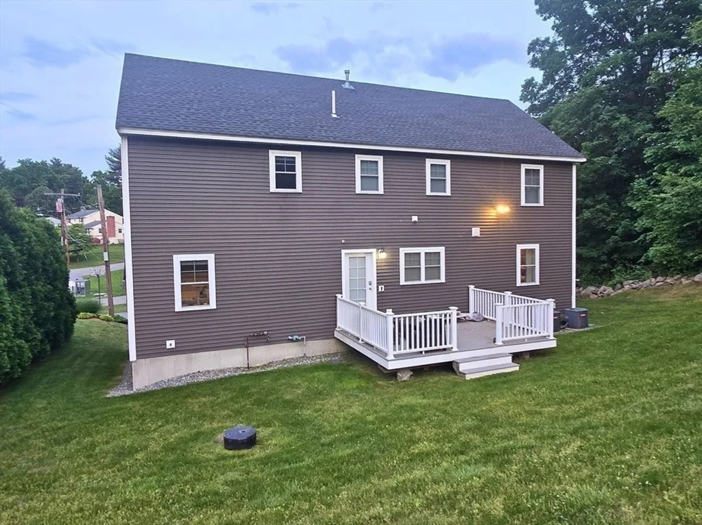 4 bed, 2.5 bath apartment for rent at 34 Fieldstone Dr Unit n/a, Burlington — photo 18 of 18