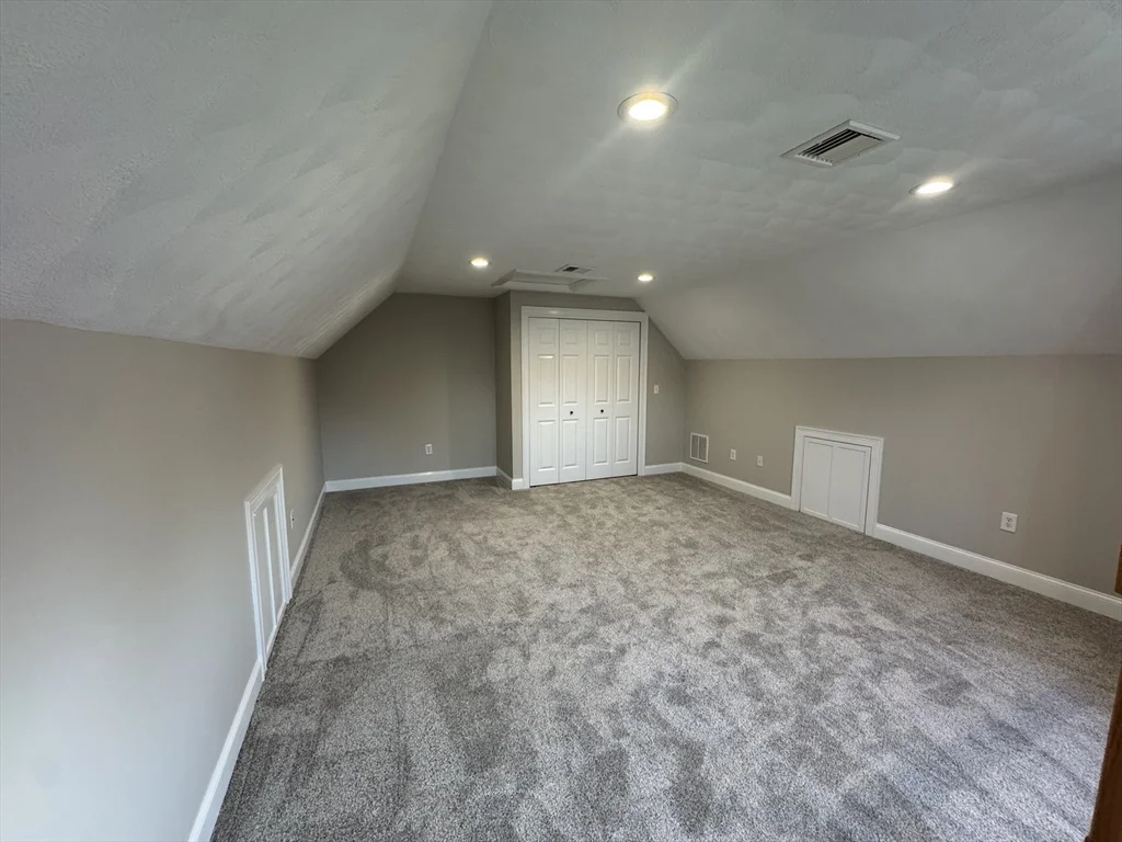 3 bed, 1 bath apartment for rent at 34 Florence Ave Unit 38, Attleboro — photo 14 of 16