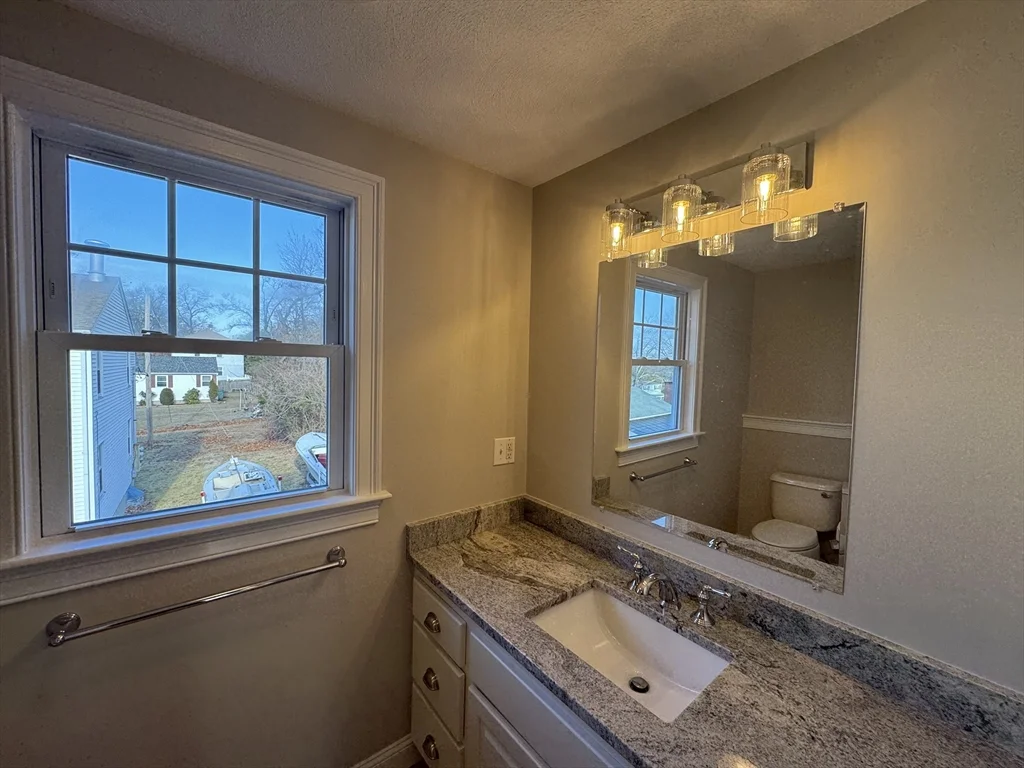 3 bed, 1 bath apartment for rent at 34 Florence Ave Unit 38, Attleboro — photo 9 of 16