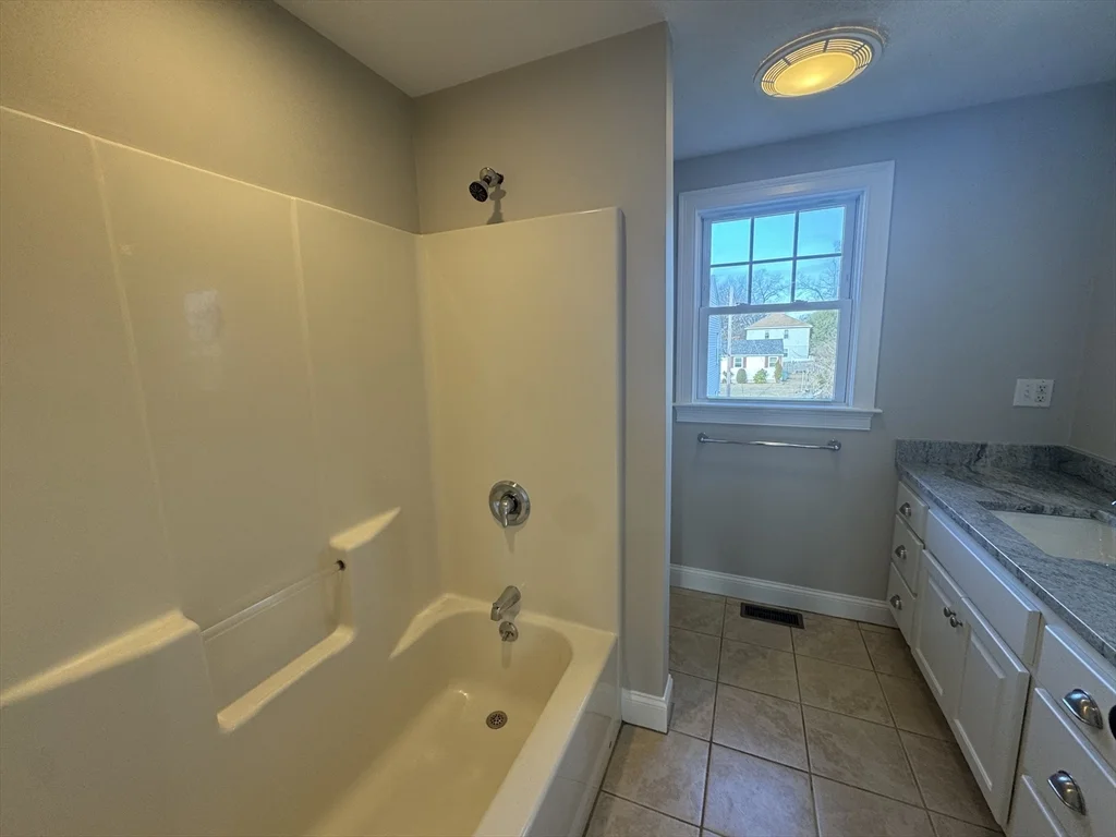 3 bed, 1 bath apartment for rent at 34 Florence Ave Unit 38, Attleboro — photo 8 of 16