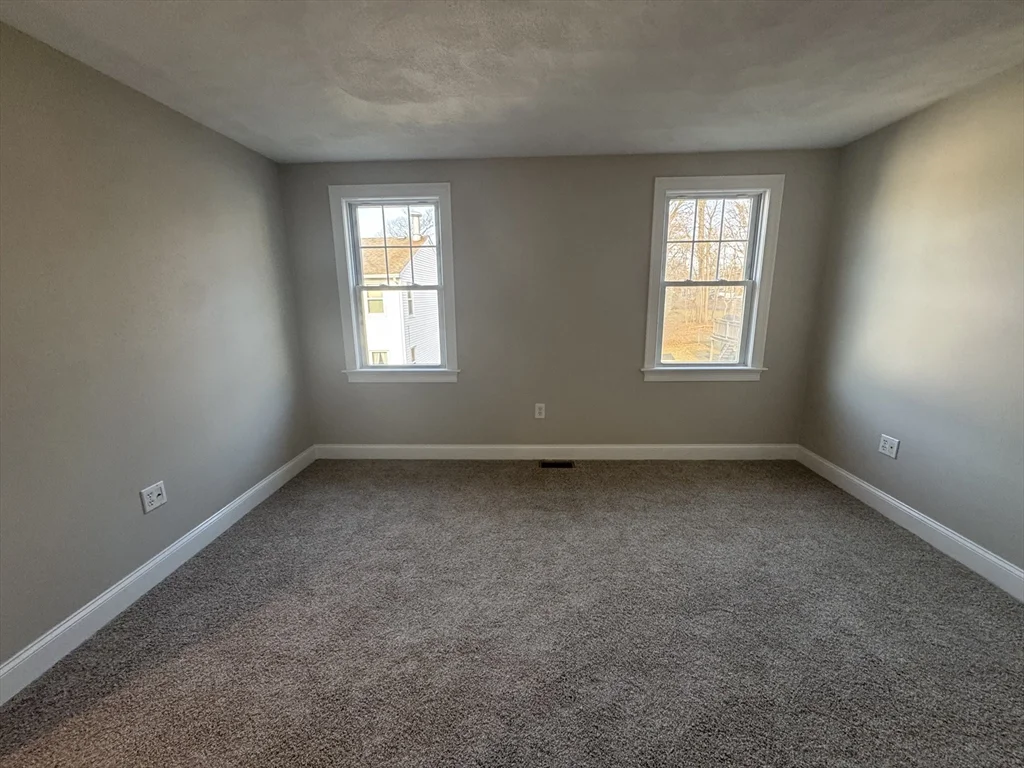 3 bed, 1 bath apartment for rent at 34 Florence Ave Unit 38, Attleboro — photo 11 of 16