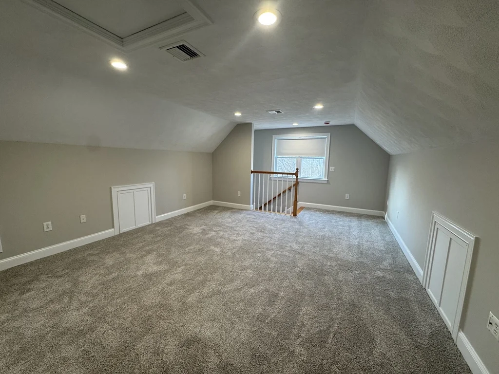 3 bed, 1 bath apartment for rent at 34 Florence Ave Unit 38, Attleboro — photo 16 of 16
