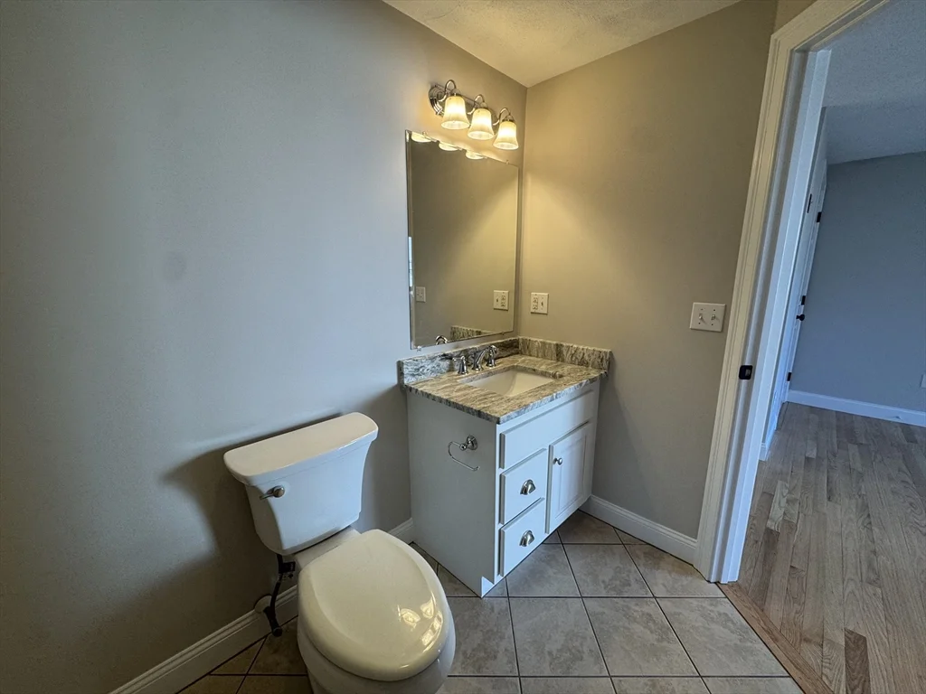 3 bed, 1 bath apartment for rent at 34 Florence Ave Unit 38, Attleboro — photo 6 of 16