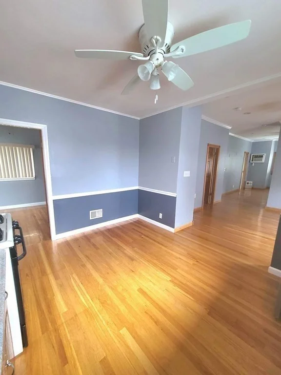 2 bed, 1 bath apartment for rent at 34 Florence St Unit 2, East Somerville — photo 3 of 14