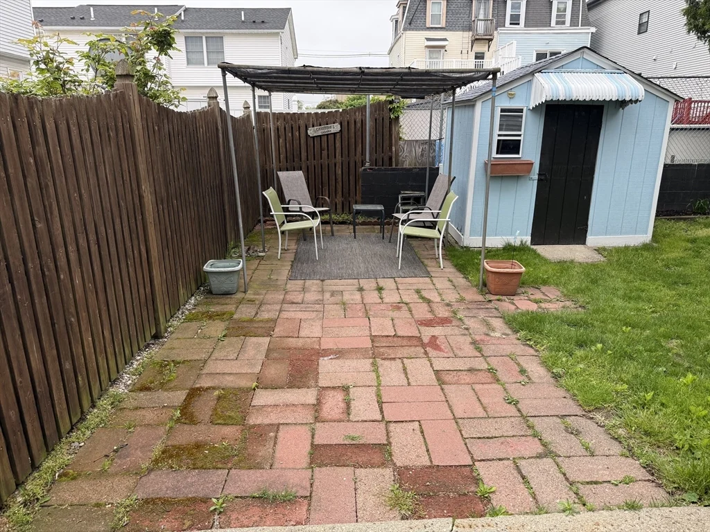 2 bed, 1 bath apartment for rent at 34 Florence St Unit 2, East Somerville — photo 13 of 14