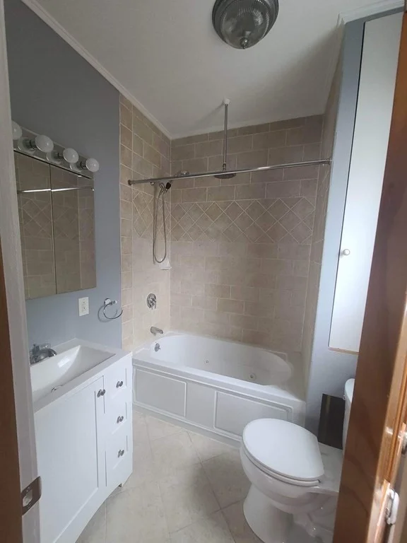 2 bed, 1 bath apartment for rent at 34 Florence St Unit 2, East Somerville — photo 9 of 14