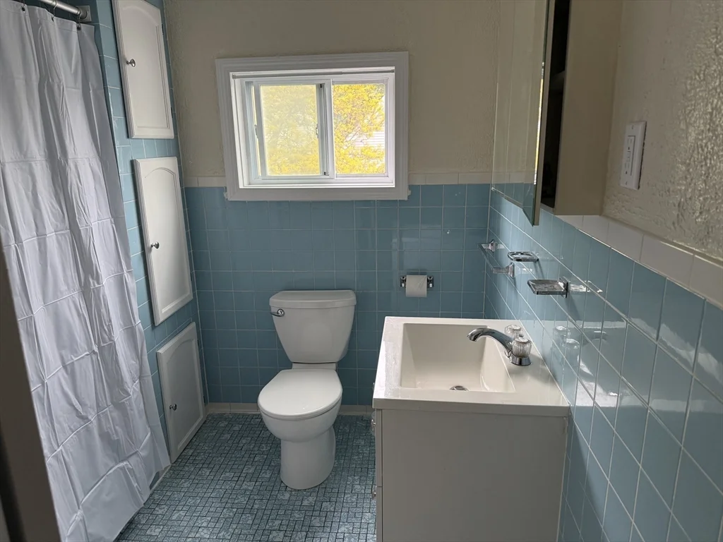 1 bed, 1 bath apartment for rent at 34 Florence St Unit 3, East Somerville — photo 25 of 33