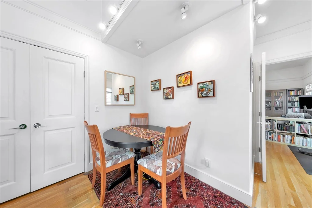 2 bed, 2 bath apartment for rent at 34 Foster St Unit 34, West Cambridge — photo 22 of 28