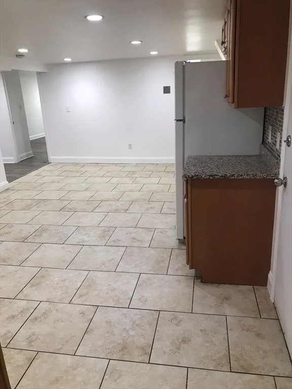 4 bed, 1 bath apartment for rent at 34 Franklin Ave Unit 2, Revere — photo 5 of 14