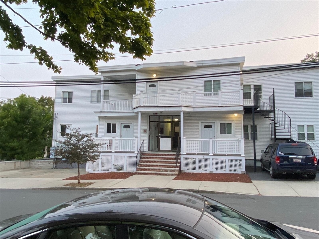 4 bed, 1 bath apartment for rent at 34 Franklin Ave Unit 28, Revere — photo 1 of 10