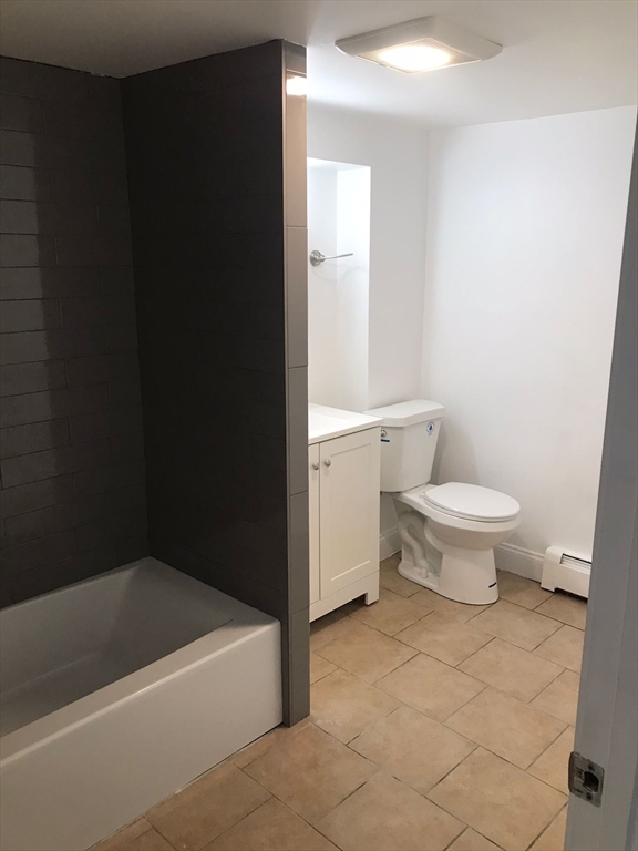 4 bed, 1 bath apartment for rent at 34 Franklin Ave Unit 3, Revere — photo 5 of 17