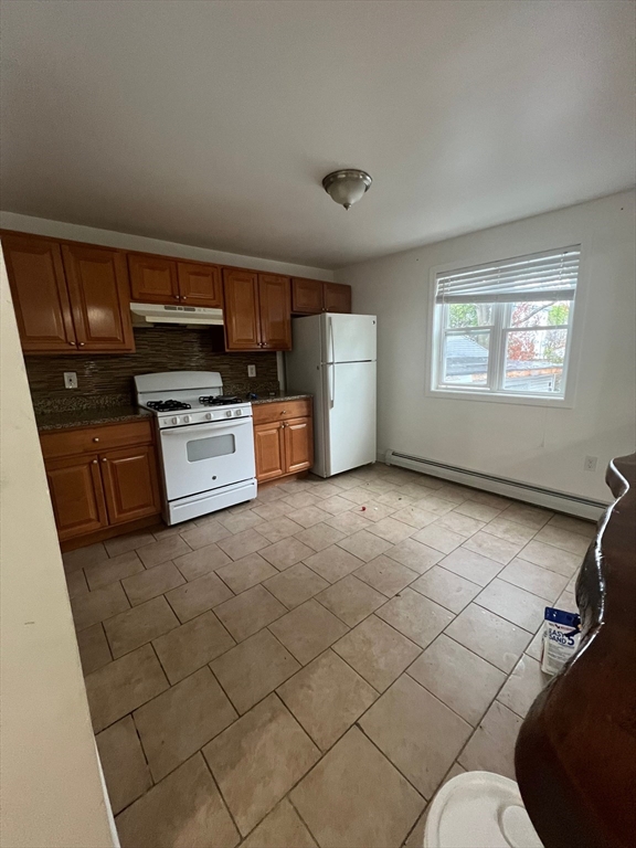 2 bed, 1 bath apartment for rent at 34 Franklin Ave Unit 30, Revere — photo 4 of 9
