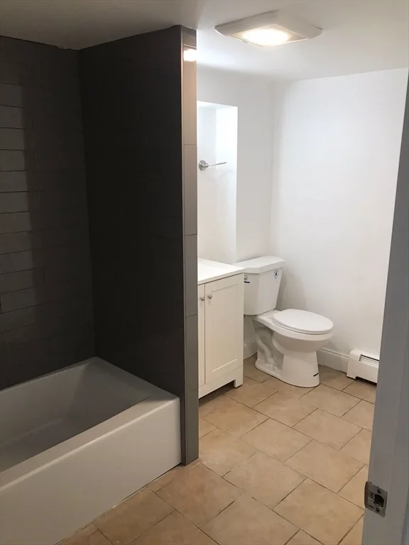 4 bed, 1 bath apartment for rent at 34 Franklin Ave Unit 4, Revere — photo 7 of 11