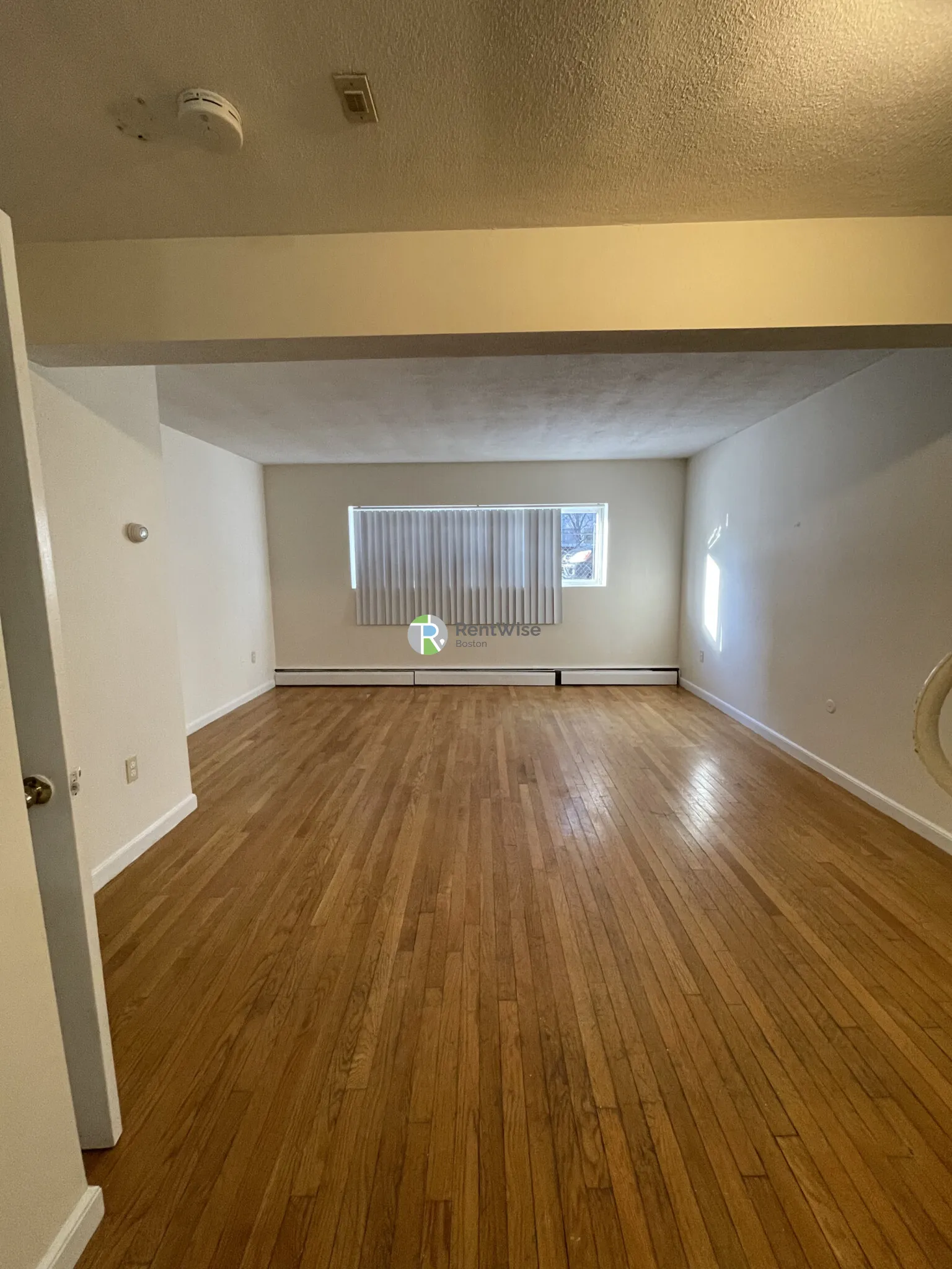 Studio bed, 1 bath apartment for rent at 34 Gardner St Unit 3, Allston — photo 2 of 17
