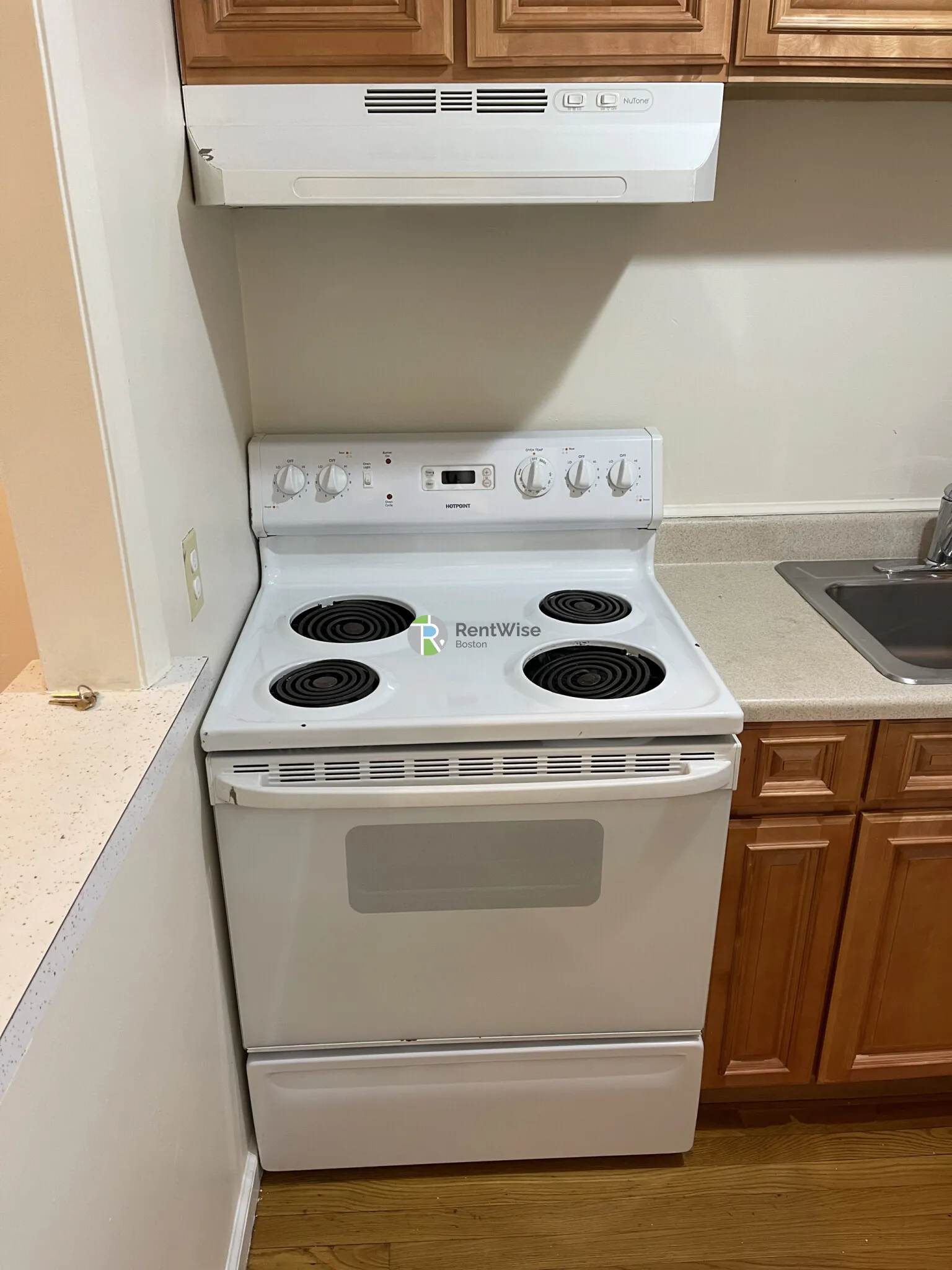 Studio bed, 1 bath apartment for rent at 34 Gardner St Unit 3, Allston — photo 8 of 17