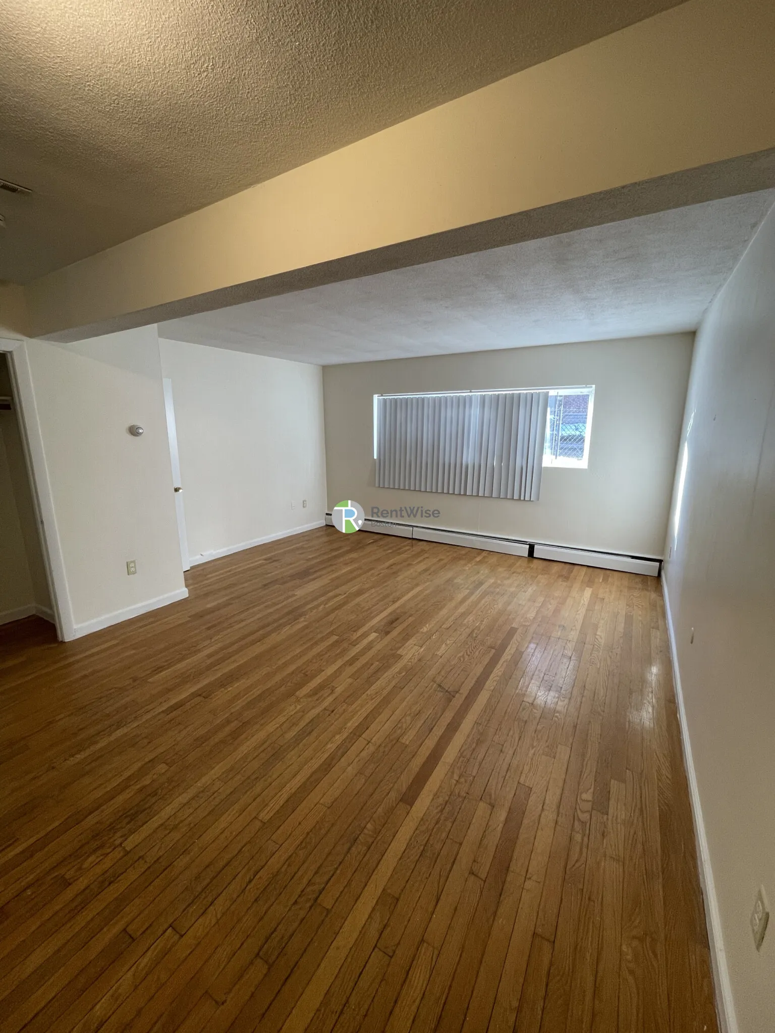 Studio bed, 1 bath apartment for rent at 34 Gardner St Unit 3, Allston — photo 3 of 17