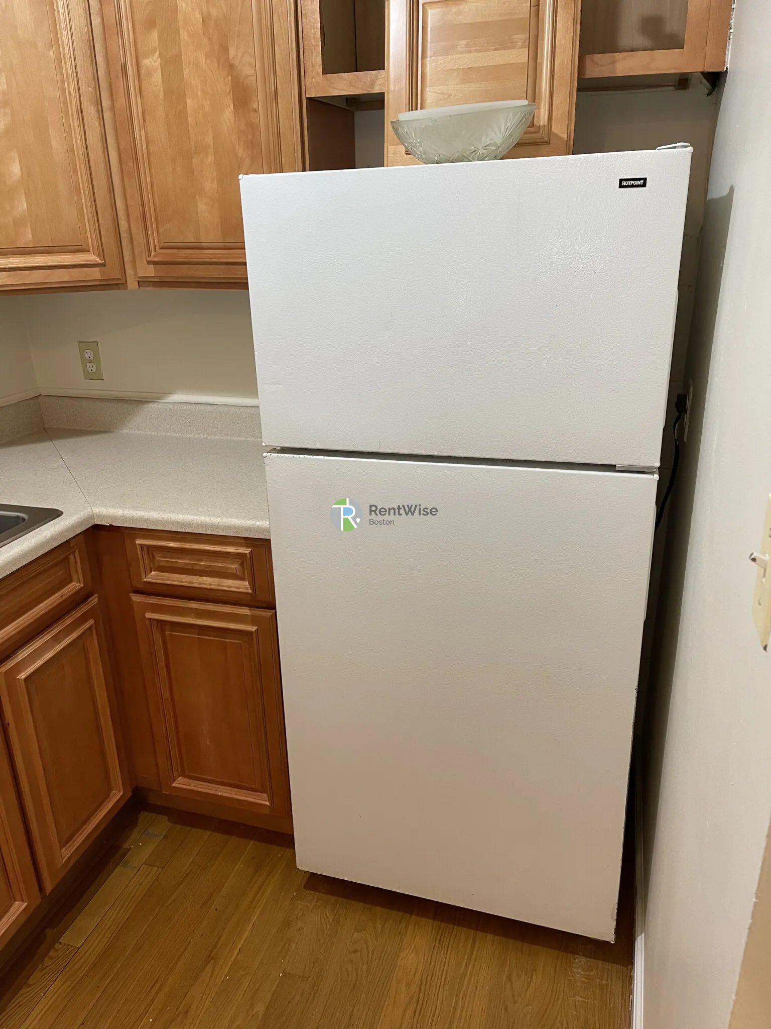 Studio bed, 1 bath apartment for rent at 34 Gardner St Unit 3, Allston — photo 9 of 17