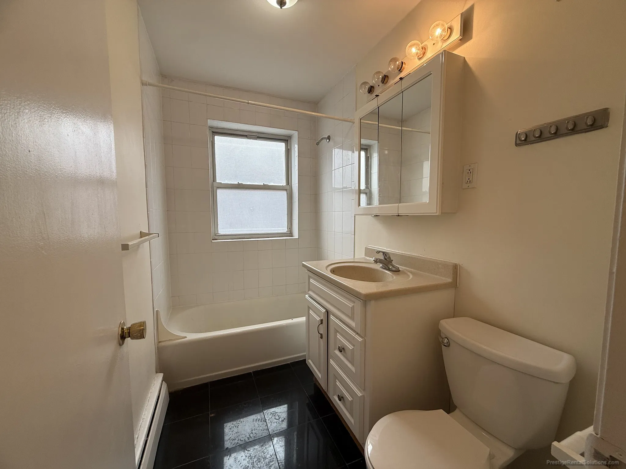 1 bed, 1 bath apartment for rent at 34 Gardner St Unit 34, Allston — photo 8 of 9
