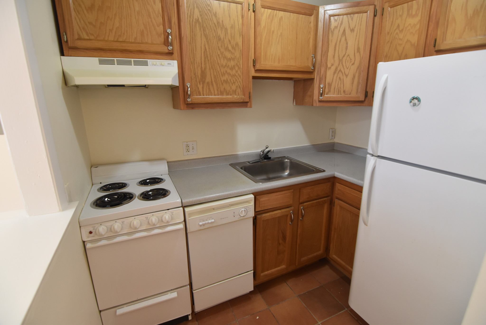 Studio bed, 1 bath apartment for rent at 34 Gardner St Unit 43, Allston — photo 4 of 7