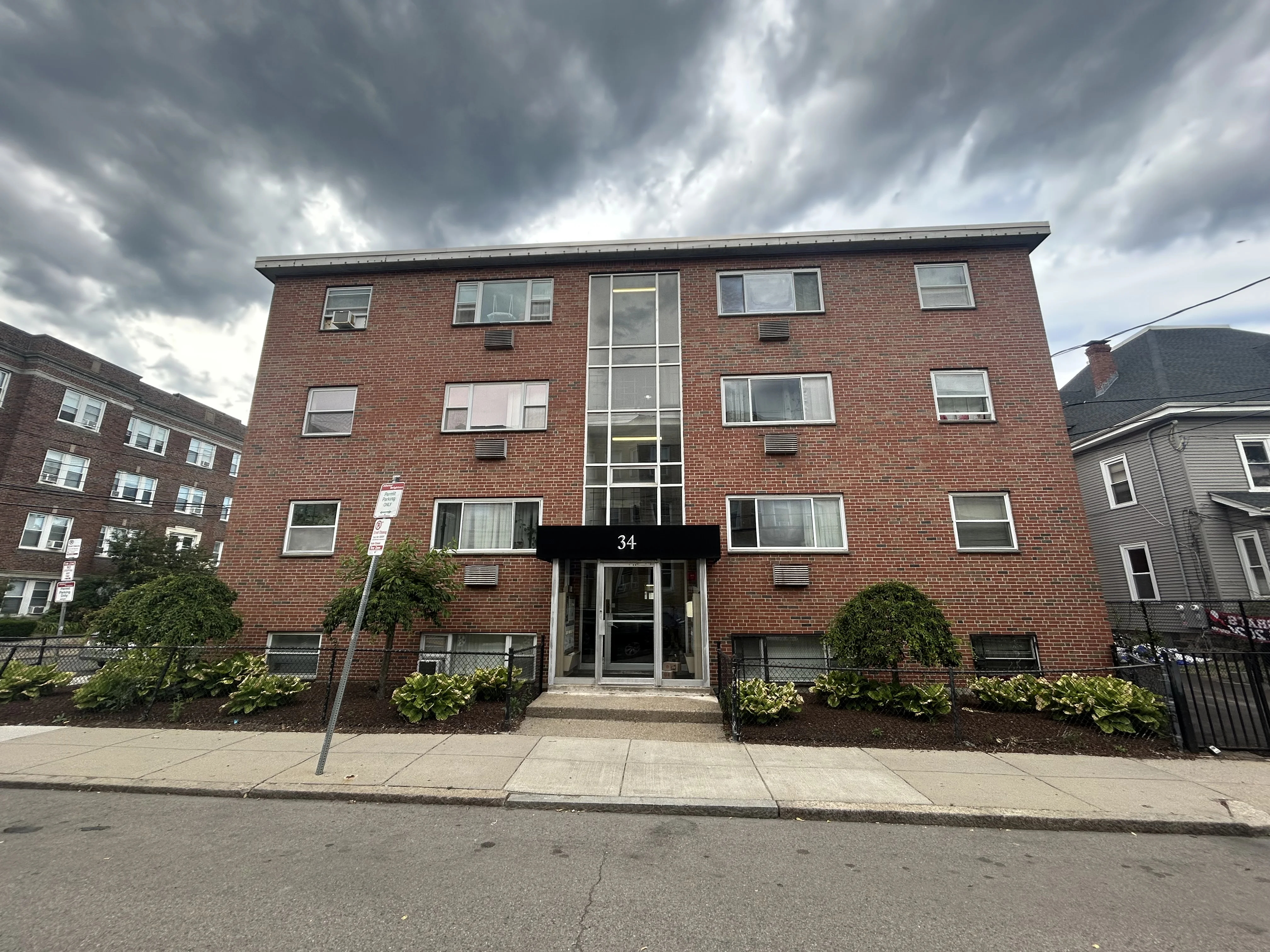 1 bed, 1 bath apartment for rent at 34 Gardner St Unit 5, Allston — photo 1 of 15