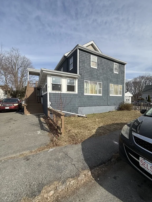 2 bed, 1 bath apartment for rent at 34 Garfield St Unit 2, Taunton — photo 2 of 10