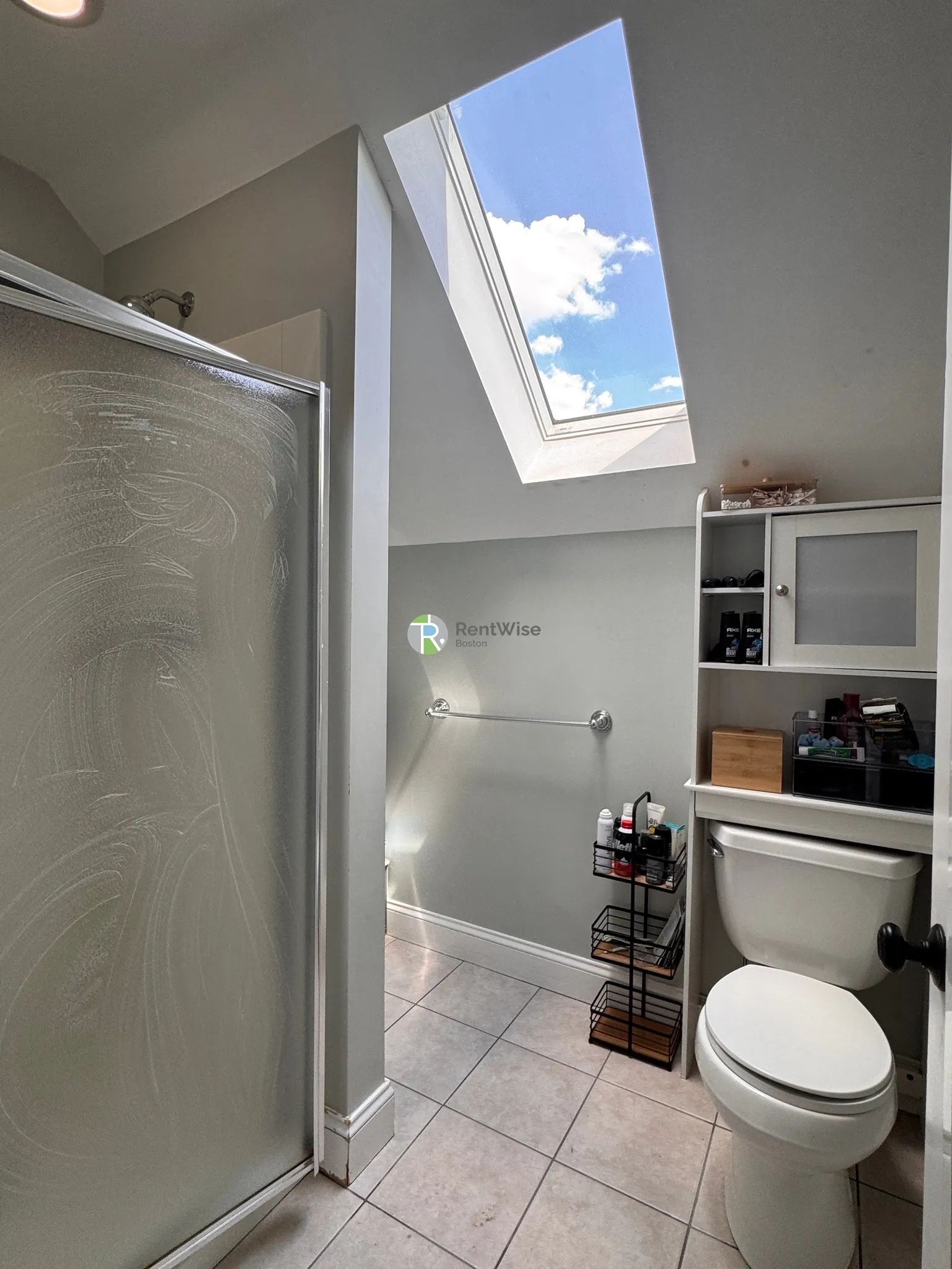 5 bed, 2 bath apartment for rent at 34 George St Unit 1, South Medford — photo 29 of 37