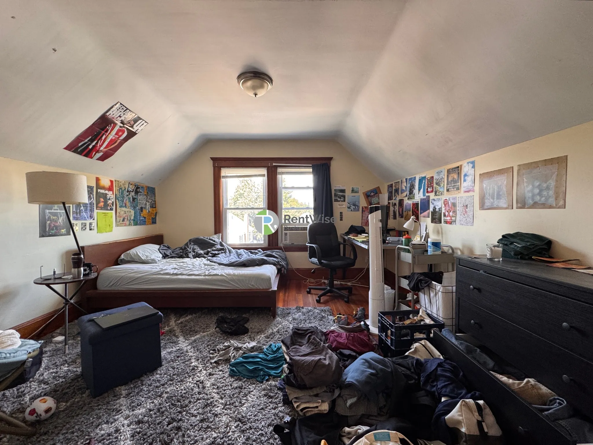 5 bed, 2 bath apartment for rent at 34 George St Unit 1, South Medford — photo 31 of 37