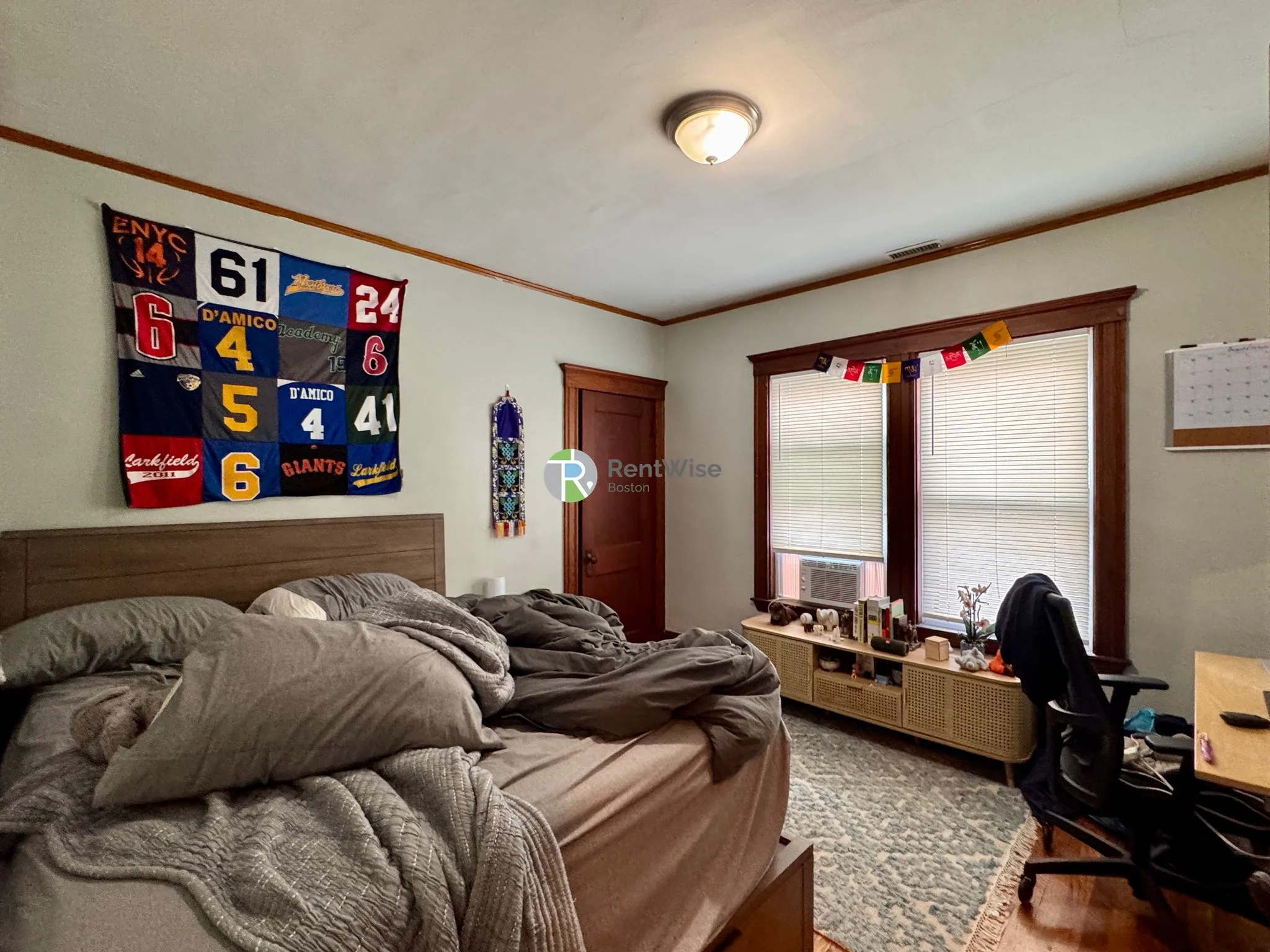 5 bed, 2 bath apartment for rent at 34 George St Unit 2, South Medford — photo 18 of 37