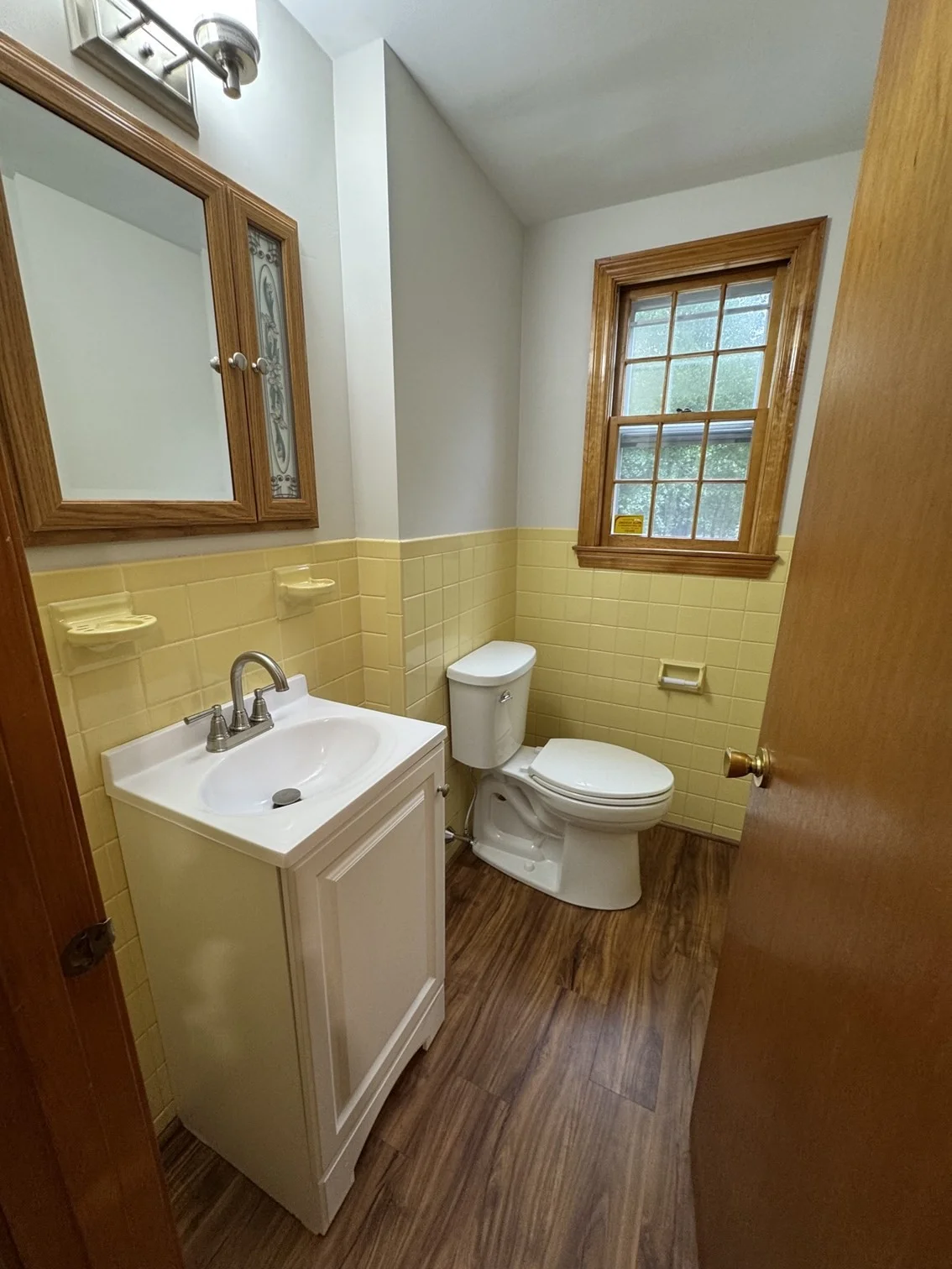 3 bed, 1 bath apartment for rent at 34 Grace Dr, Wilmington — photo 3 of 24
