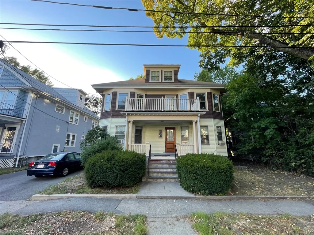 3 bed, 1 bath apartment for rent at 34 Grafton St Unit 2, Arlington