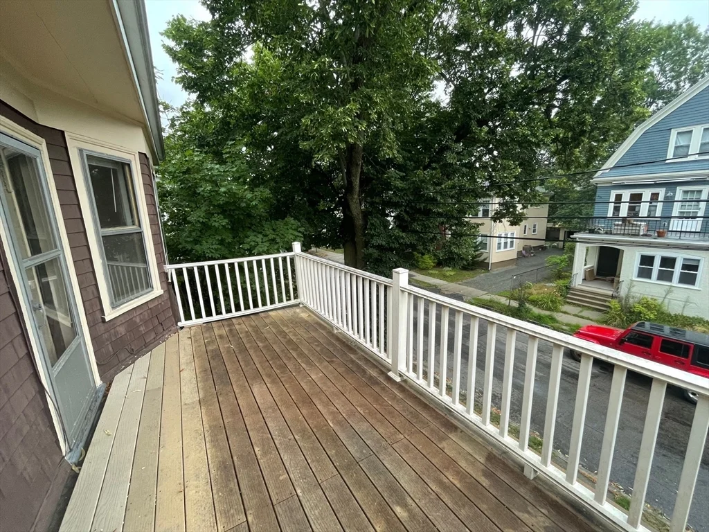 3 bed, 1 bath apartment for rent at 34 Grafton St Unit 2, Arlington — photo 3 of 20