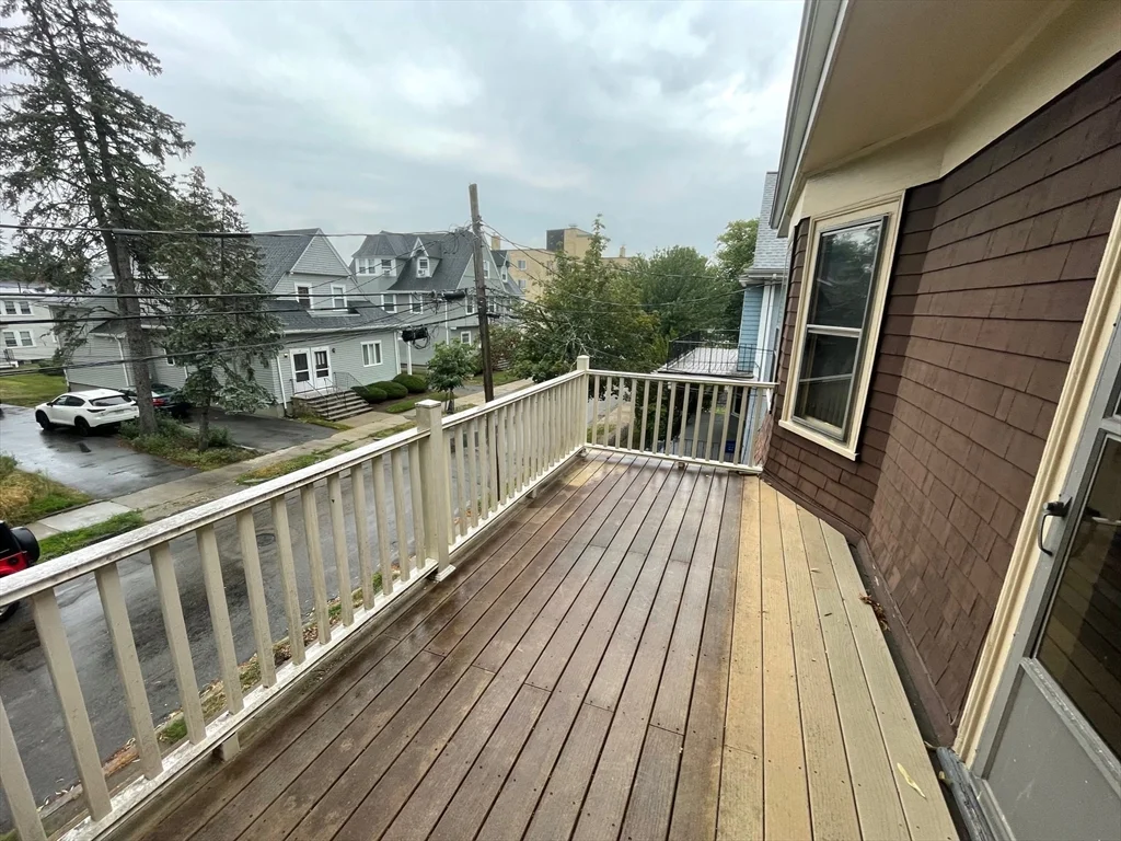 3 bed, 1 bath apartment for rent at 34 Grafton St Unit 2, Arlington — photo 4 of 20