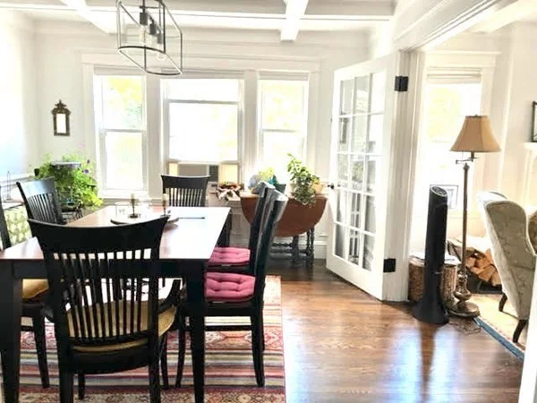 3 bed, 1 bath apartment for rent at 34 Greenough St Unit 1, Brookline Hills — photo 4 of 13