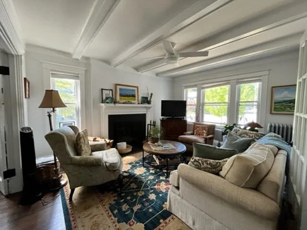 3 bed, 1 bath apartment for rent at 34 Greenough St Unit 1, Brookline Hills — photo 5 of 13