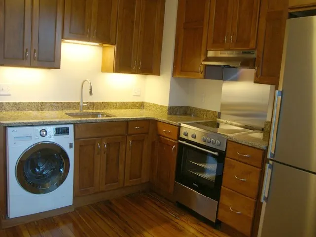 1 bed, 1 bath apartment for rent at 34 Grove Unit 6, Beacon Hill — photo 4 of 8
