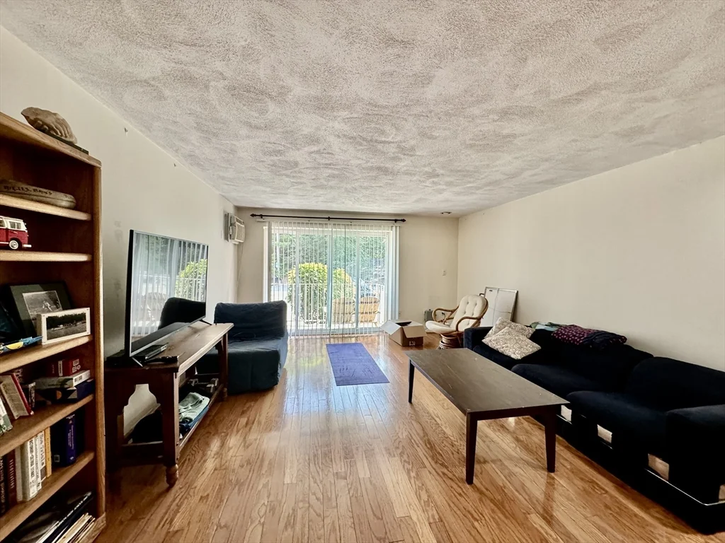 1 bed, 1 bath apartment for rent at 34 Hamilton Rd Unit 104, Arlington — photo 1 of 22
