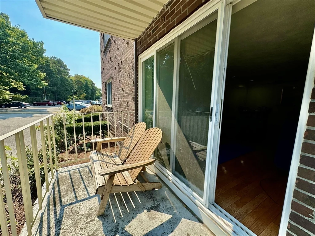1 bed, 1 bath apartment for rent at 34 Hamilton Rd Unit 104, Arlington — photo 13 of 22