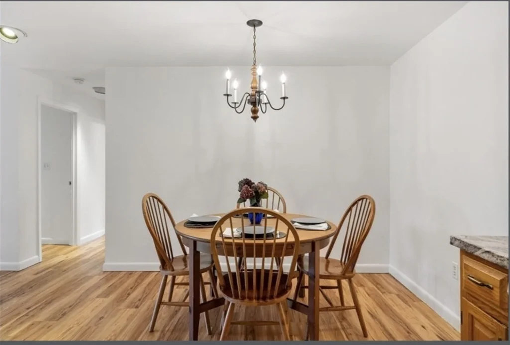 2 bed, 1 bath apartment for rent at 34 Hamilton Rd Unit 210, Arlington — photo 4 of 12