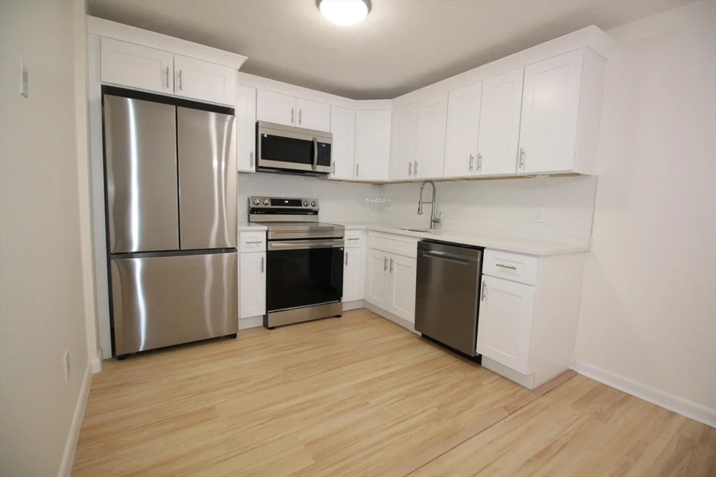 2 bed, 1 bath apartment for rent at 34 Hamilton Rd Unit 302, Arlington