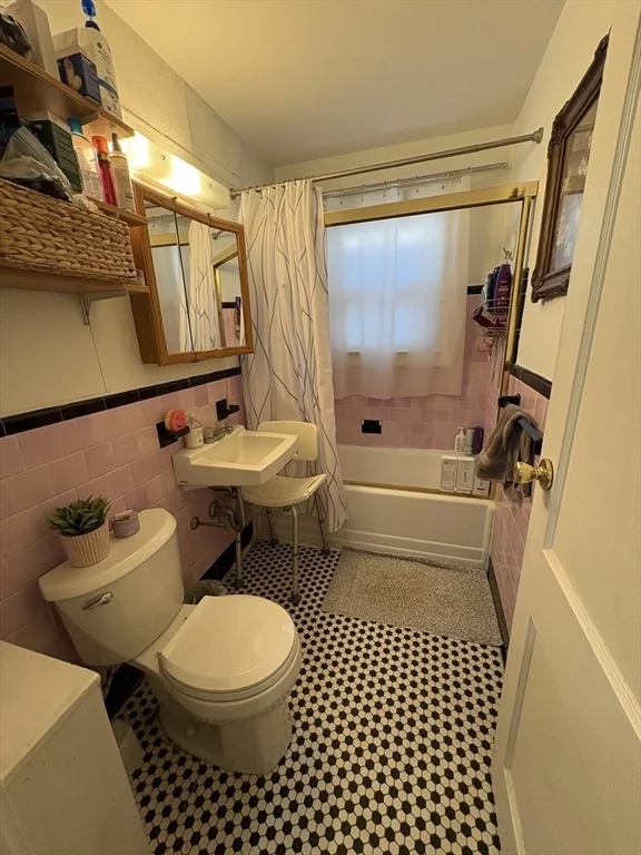 2 bed, 1 bath apartment for rent at 34 Hatherly Rd Unit 34, Brighton — photo 11 of 13