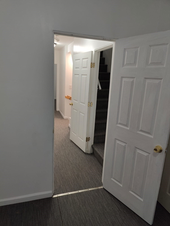 4 bed, 1 bath apartment for rent at 34 Hawthorne St Unit 34, Springfield — photo 9 of 24