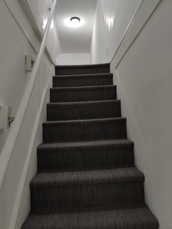 4 bed, 1 bath apartment for rent at 34 Hawthorne St Unit 34, Springfield — photo 8 of 24