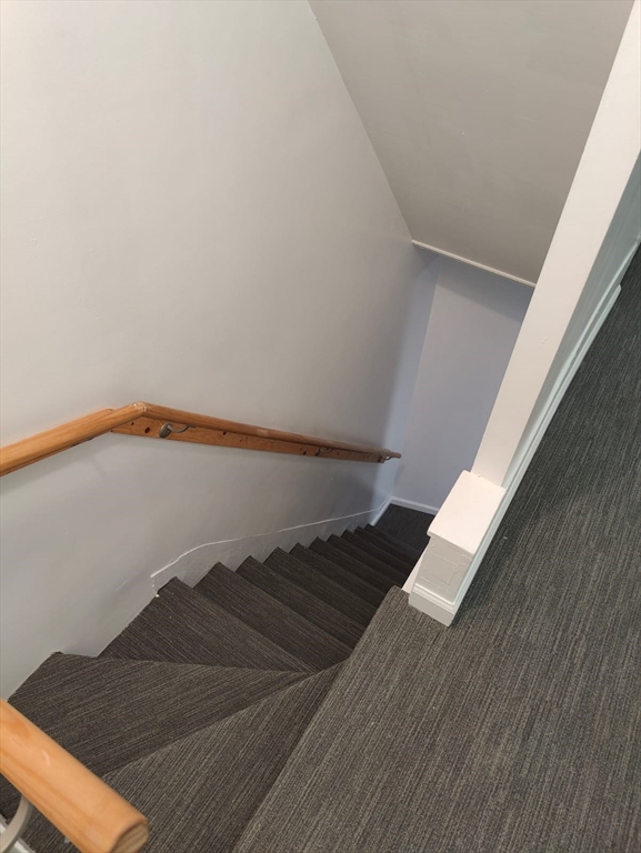 4 bed, 1 bath apartment for rent at 34 Hawthorne St Unit 34, Springfield — photo 12 of 24